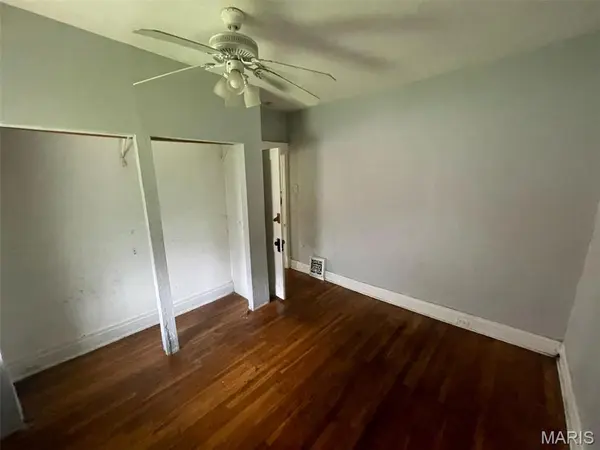 2810 Norwood AVE, St Louis, MO 63115