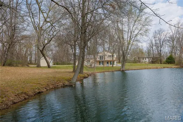 2515 E Primrose LN, Altamont, IL 62411