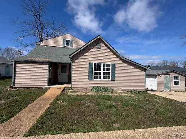111 E Vine ST,  Sullivan,  MO 63080