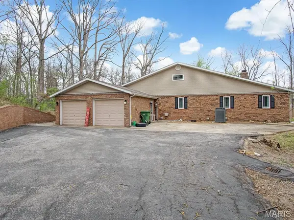 110 Estate DR, Chester, IL 62233