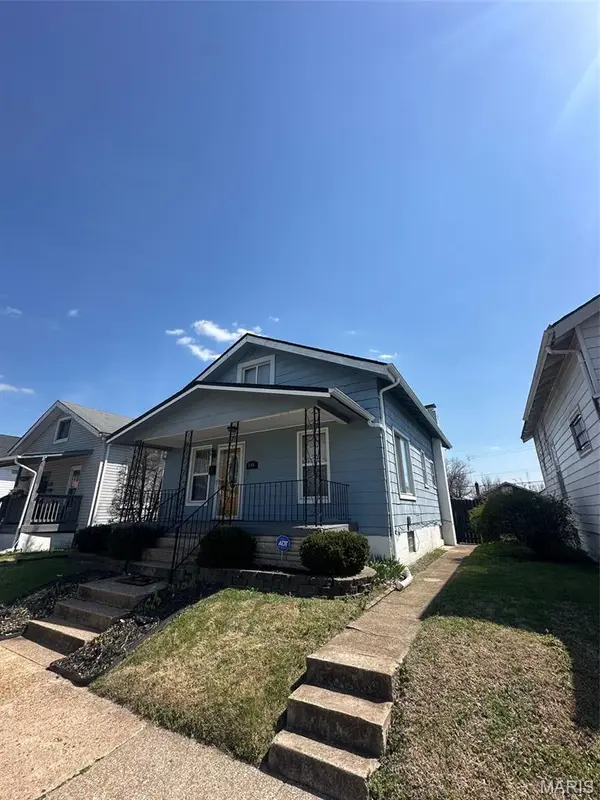 748 Ponce AVE, St Louis, MO 63147