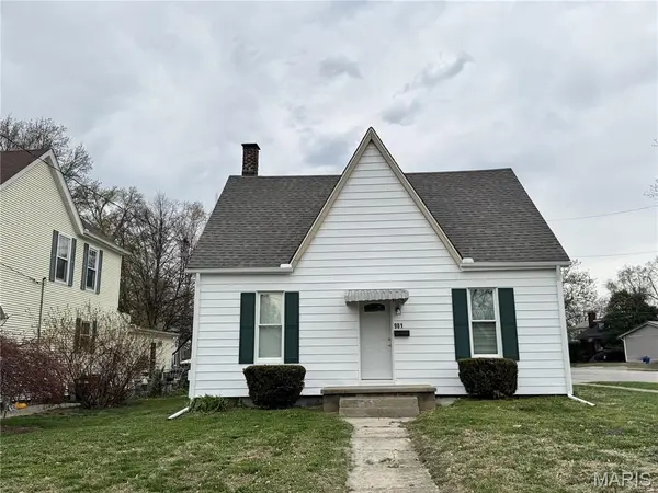901 W Main ST, Collinsville, IL 62234