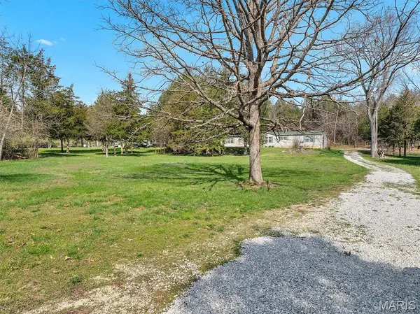 7711 Dittmer RD, Dittmer, MO 63023