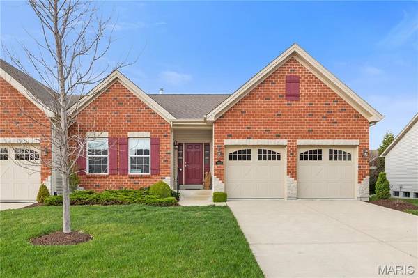 1117 Spruce Forest DR, Lake St Louis, MO 63367