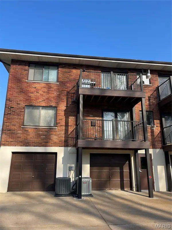7916 Camelot LN #4, Crestwood, MO 63123