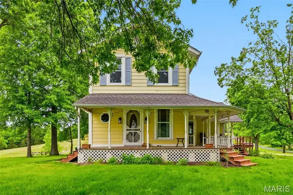 11 Skyview WAY, Pacific, MO 63069