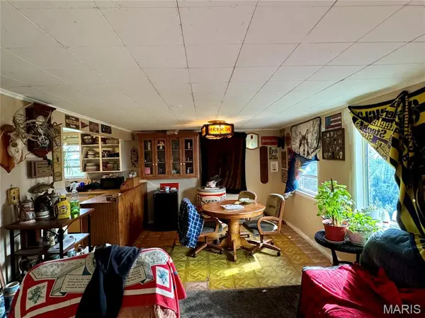 20923 Pike 307, Bowling Green, MO 63334