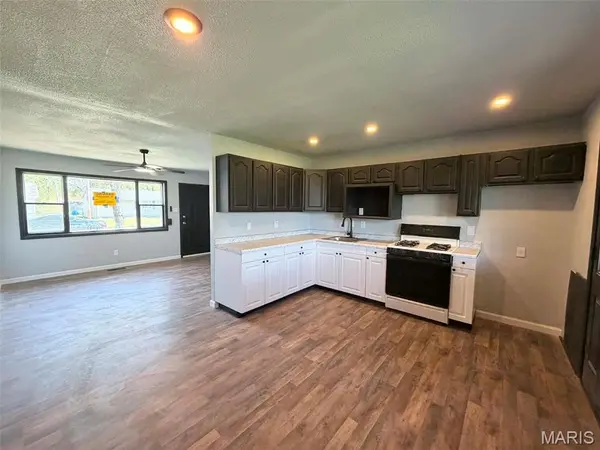 1150 Price ST, Cahokia, IL 62206