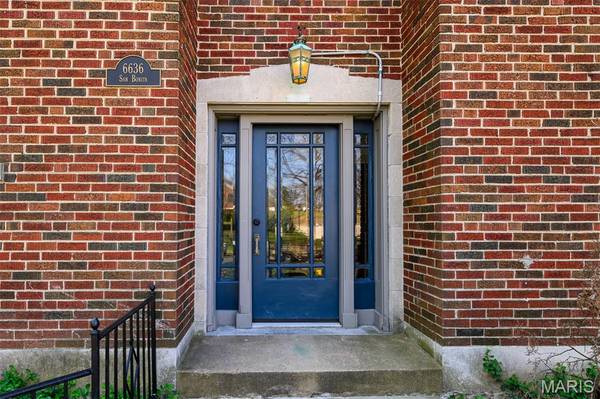 6636 San Bonita AVE #1E, Clayton, MO 63105
