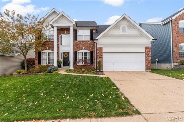 1249 Arbor Bluff CIR, Ballwin, MO 63021