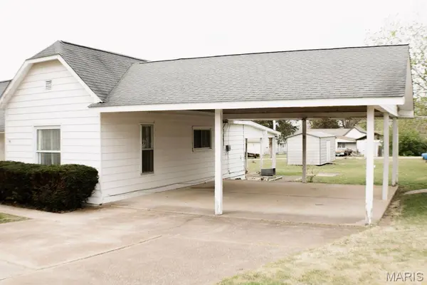 113 S Ravencrest ST, Desloge, MO 63601