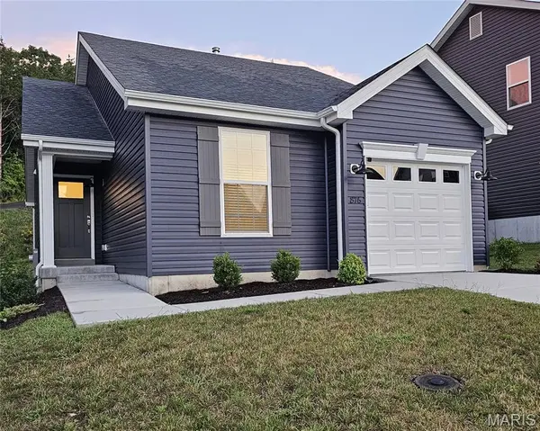 876 Black Bear DR,  House Springs,  MO 63051