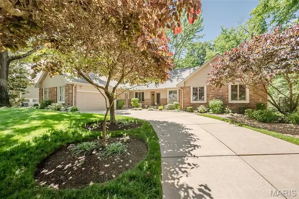14603 Big Timber LN, Chesterfield, MO 63017