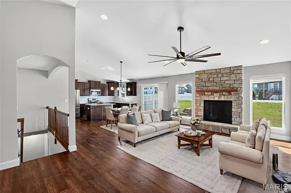 725 Galveston CT, Moscow Mills, MO 63362