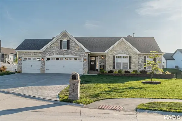 725 Galveston CT, Moscow Mills, MO 63362