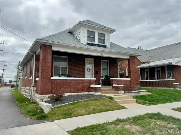423 N 14th,  Quincy,  IL 62301