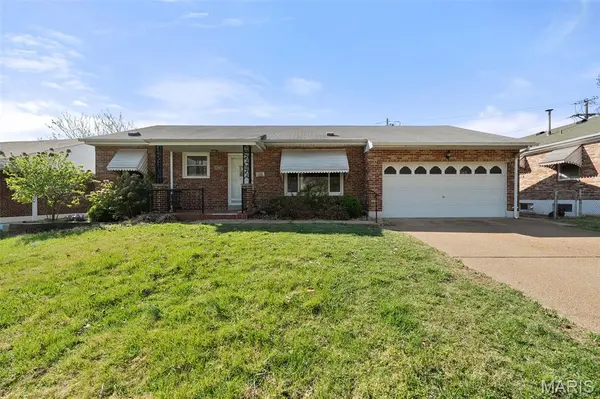 7305 Coronado AVE, St Louis, MO 63116