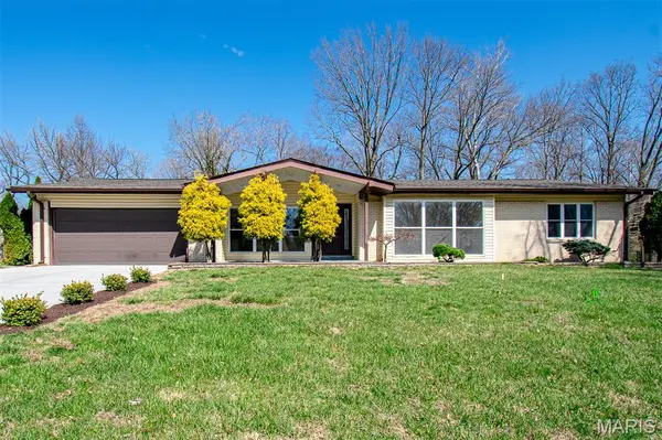 13123 DARTAGNAN CT, Creve Coeur, MO 63141