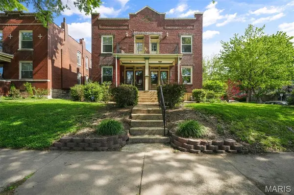 2103 Allen AVE #B, St Louis, MO 63104