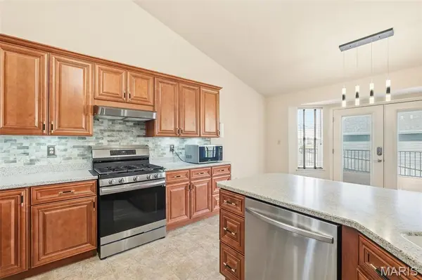 891 Autumn Grove DR, O'fallon, MO 63366