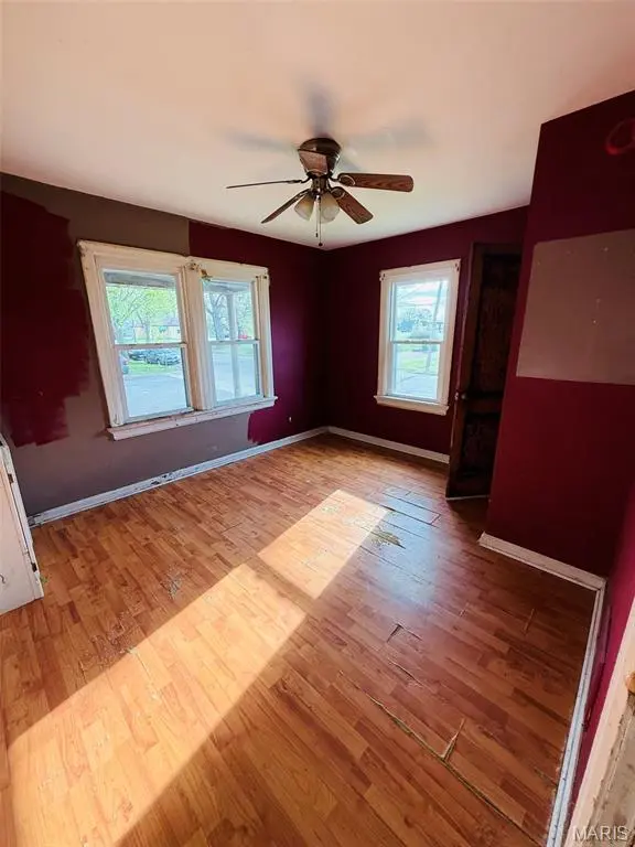 611 W Monroe AVE, Owensville, MO 65066