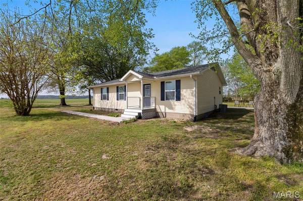 30537 County Road 357, Bell City, MO 63771