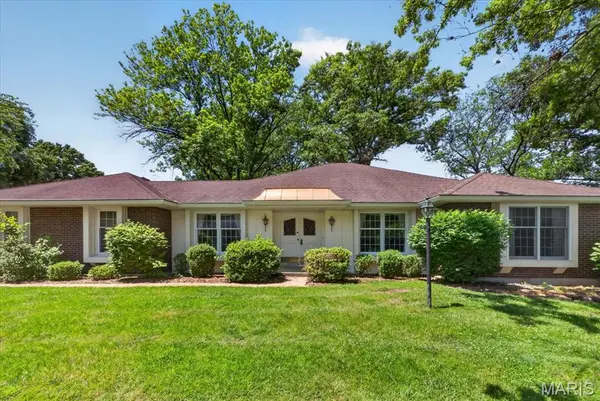 12310 Gaillard DR, Creve Coeur, MO 63141