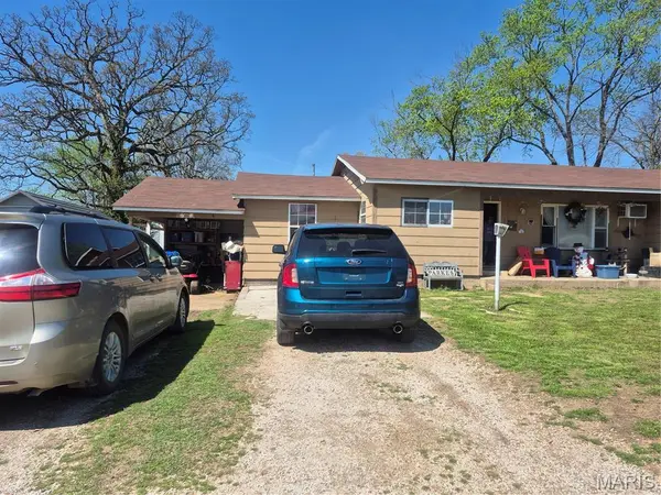 501 N Walnut ST, Fair Play, MO 65649