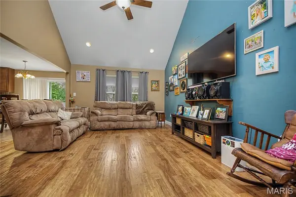 316 W Walnut ST, Pacific, MO 63069