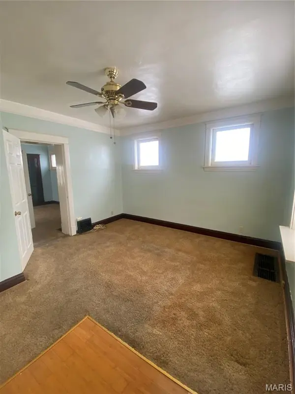 4850 Goethe AVE, St Louis, MO 63116