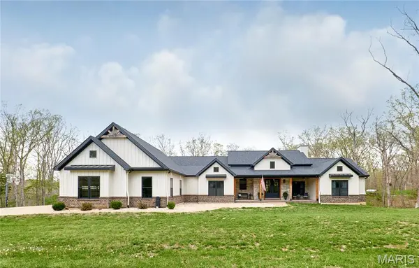 354 Pine Bluff WAY,  Troy,  MO 63379