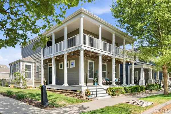 3520 Canal ST, St Charles, MO 63301