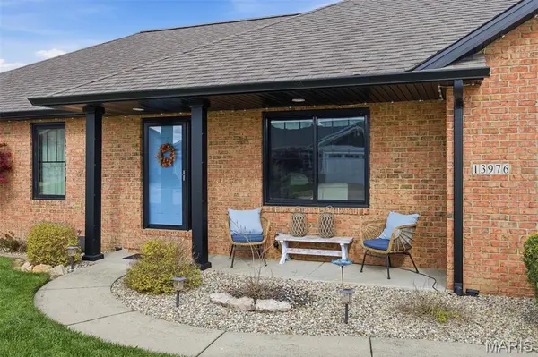 13976 Lincoln DR, Breese, IL 62230