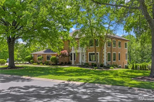 54 Bogey Estates DR, St Charles, MO 63303