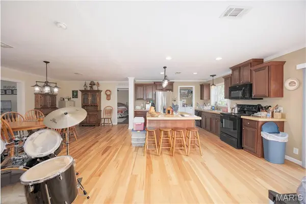 1543 N 1525 ST, Brownstown, IL 62418