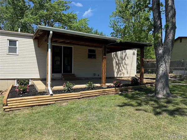 186 Green Acres DR, Old Monroe, MO 63369