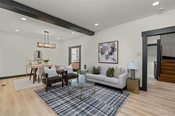 3439 Commonwealth AVE, Maplewood, MO 63143