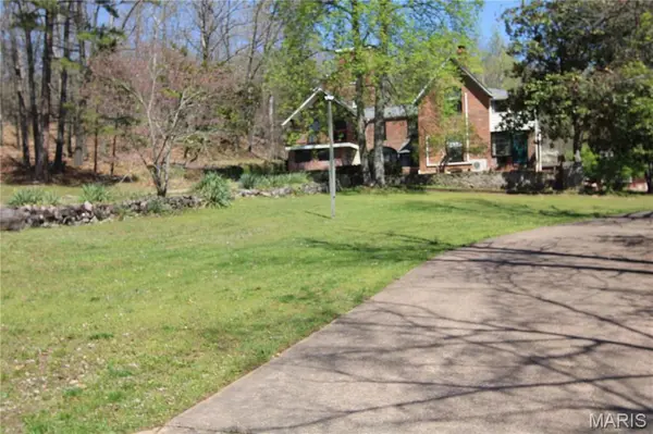 711 W Russell ST, Ironton, MO 63650