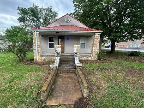 26 Woodlawn DR, Leadington, MO 63601