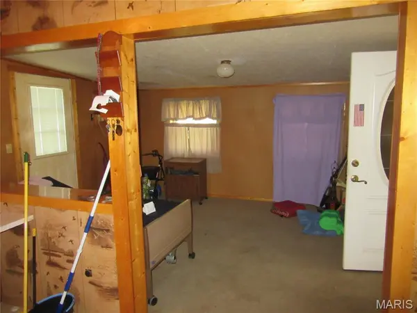 158 Connecticut ST, Qulin, MO 63961