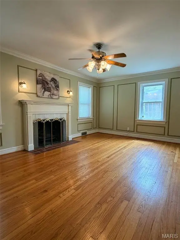 509 Country Club DR, Pasadena Park, MO 63121