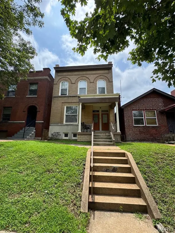 3824 Folsom AVE, St Louis, MO 63110