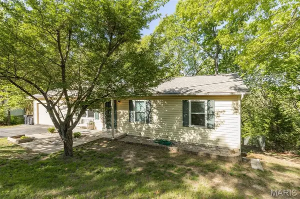 6009 Jennifer LN, House Springs, MO 63051