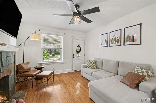 5133 Goethe AVE, St Louis, MO 63109