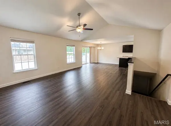 1005 Busch DR, Warrenton, MO 63383