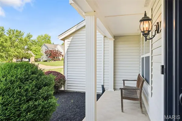 1656 Waldens Meadow CT, Ellisville, MO 63011