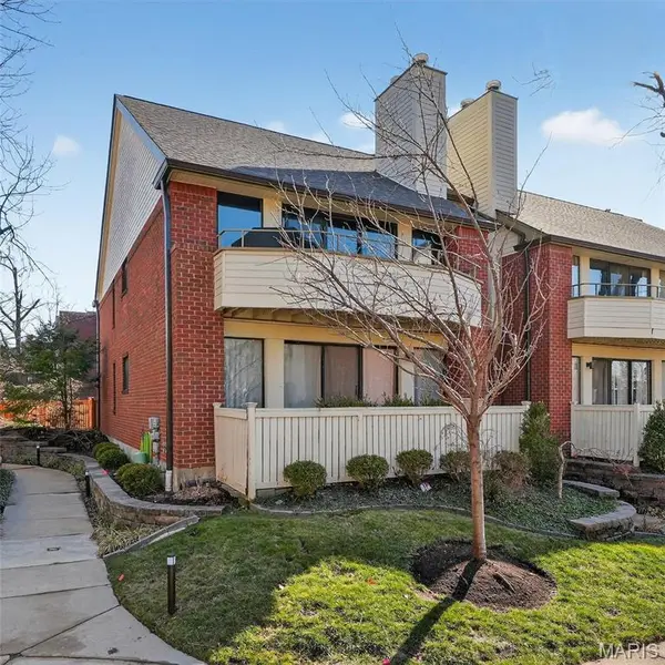 5567 Waterman BLVD #B, St Louis, MO 63112