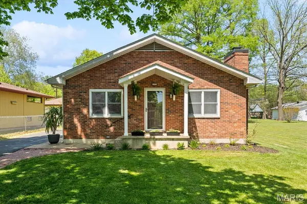 324 Hazel AVE, Belleville, IL 62223