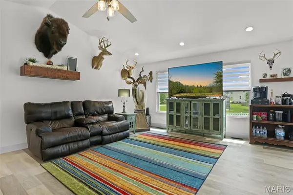 40 Mill Point CT, Moscow Mills, MO 63362