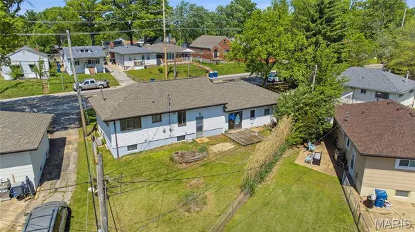 2430 Telegraph RD, St Louis, MO 63125